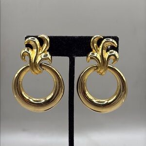 Elegant Vintage Large Gold Tone Dangle Drop Hoop Statement Earrings